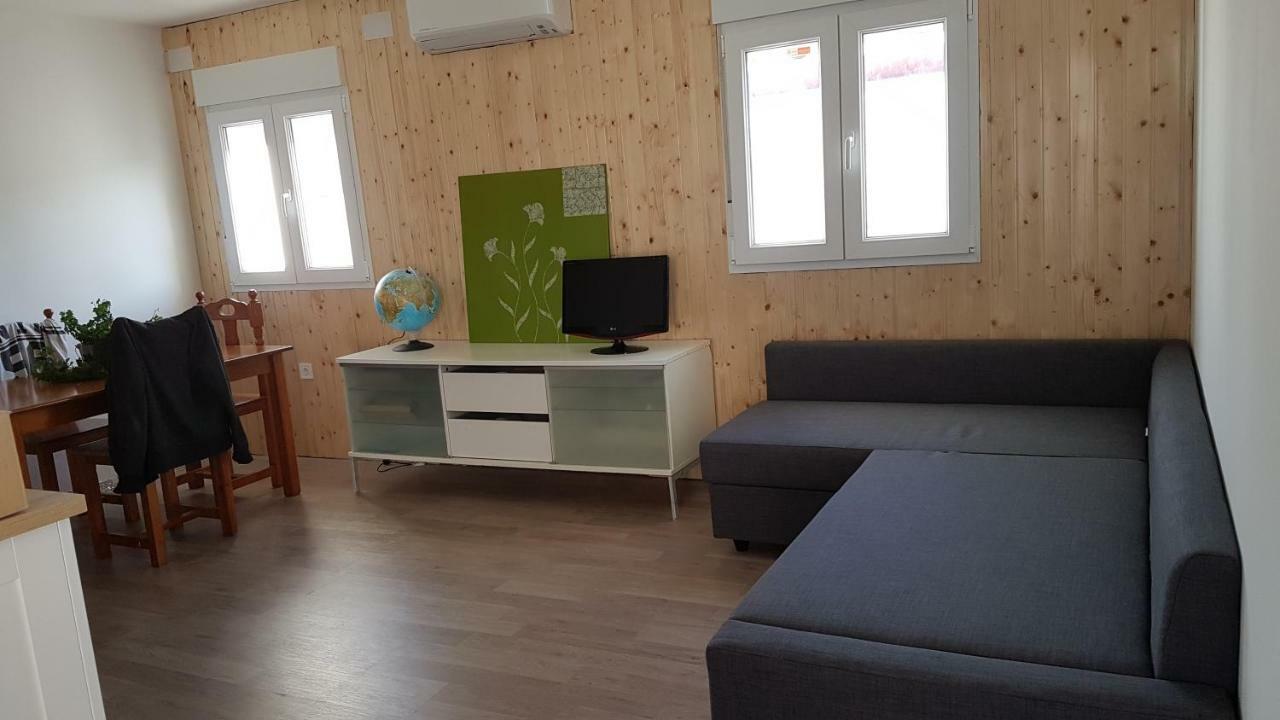 Acogedor Apartamento En El Barrio Del Parlamento De Andalucia Севилья Экстерьер фото